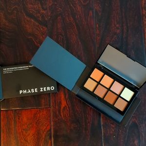 Phase Zero Eyeshadow Palette 8 pan neutral nib